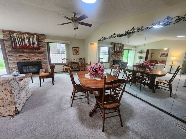 1064 Zanzibar Lane N, Plymouth, MN 55447