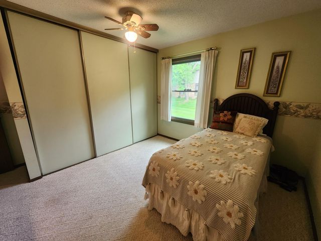1064 Zanzibar Lane N, Plymouth, MN 55447