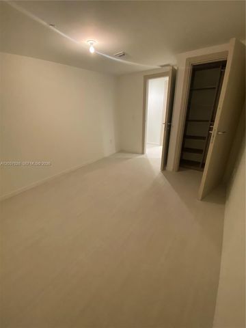 1000 Brickell Plaza 2007, Miami, FL 33131