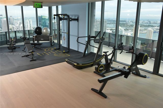 1000 Brickell Plaza 2007, Miami, FL 33131