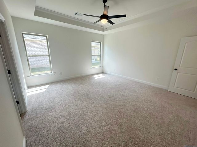 18741 Corlis Green Dr, Zachary, LA 70791