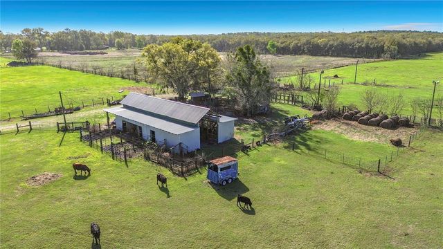 855 NE 107TH ROAD, Oxford, FL 34484