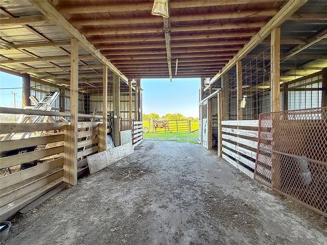 855 NE 107TH ROAD, Oxford, FL 34484