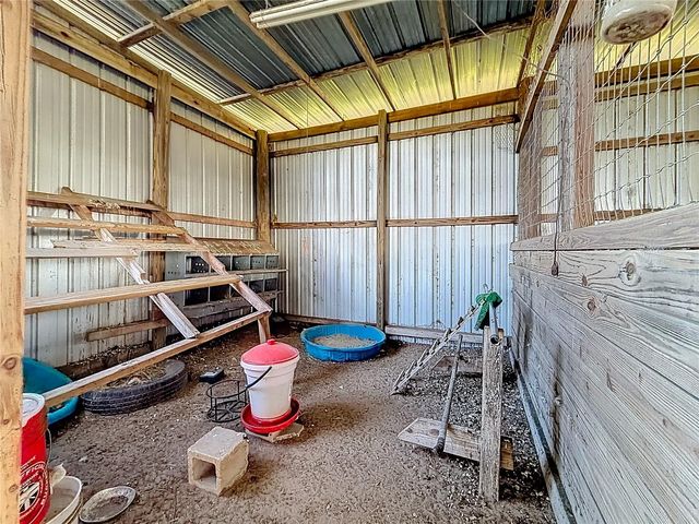 855 NE 107TH ROAD, Oxford, FL 34484