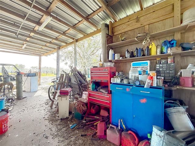 855 NE 107TH ROAD, Oxford, FL 34484