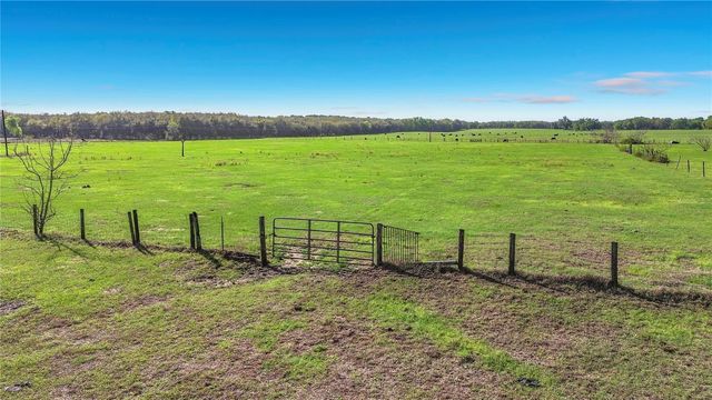 855 NE 107TH ROAD, Oxford, FL 34484