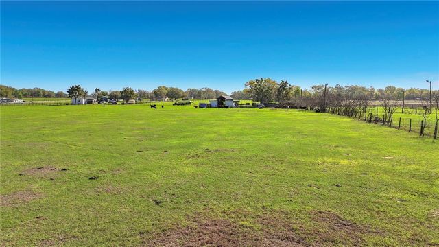 855 NE 107TH ROAD, Oxford, FL 34484