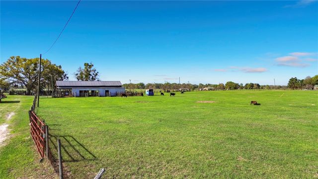 855 NE 107TH ROAD, Oxford, FL 34484