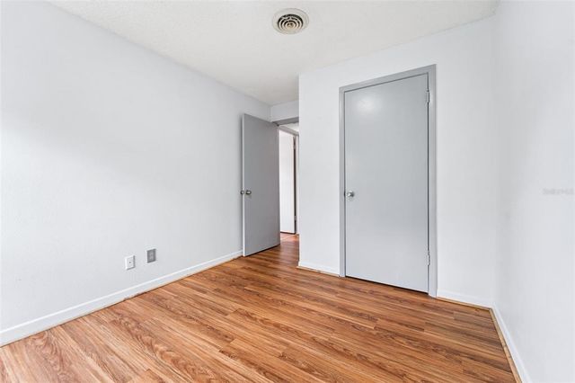 501 E BAY DRIVE 204, Largo, FL 33770