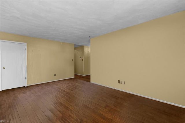 2916 Cardini PL, Virginia Beach, VA 23453