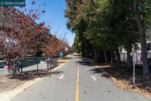 1436 Everett St, El Cerrito, CA 94530