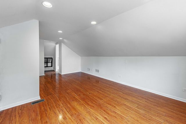 2527 Westover Avenue, North Riverside, IL 60546