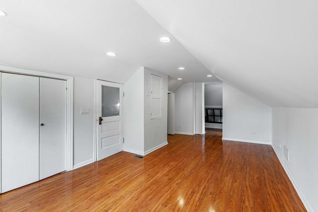 2527 Westover Avenue, North Riverside, IL 60546