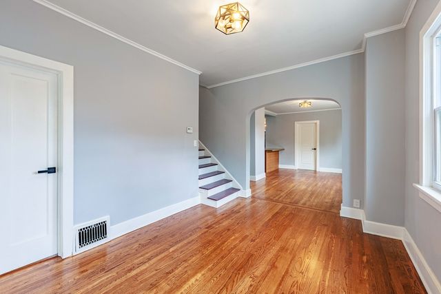 2527 Westover Avenue, North Riverside, IL 60546
