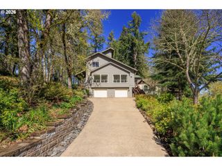 217 ROCKRIDGE Loop, Eugene, OR 97405