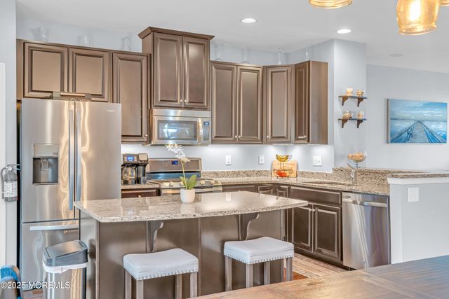 306 Susquehanna Street, Toms River, NJ 08755