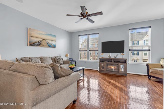 306 Susquehanna Street, Toms River, NJ 08755