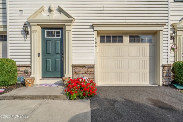 306 Susquehanna Street, Toms River, NJ 08755