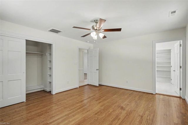 110 Artillery RD, Yorktown, VA 23692