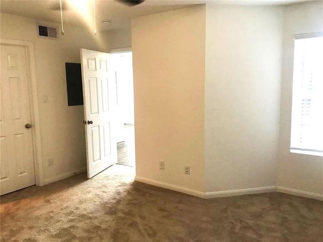 2750 Holly Hall Street 1907, Houston, TX 77054
