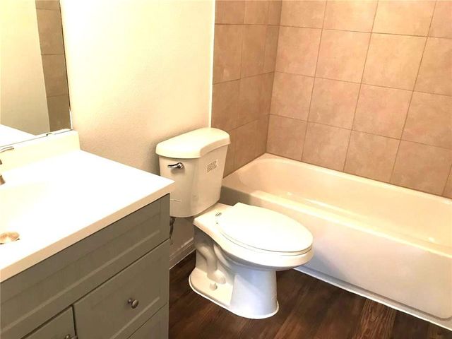 2750 Holly Hall Street 1907, Houston, TX 77054