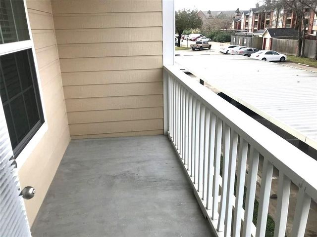 2750 Holly Hall Street 1907, Houston, TX 77054