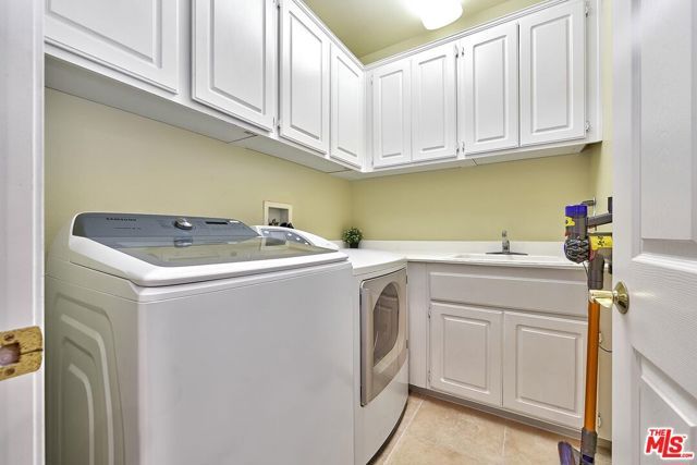 409 Spring Park Road, Camarillo, CA 93012