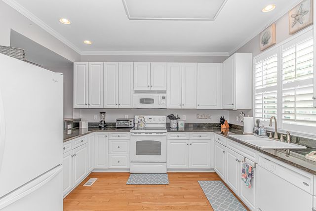 601 Hillside Dr N Apt 1003, North Myrtle Beach, SC 29582