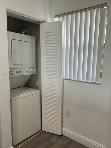 9977 Nob Hill Ln 9977, Sunrise, FL 33351
