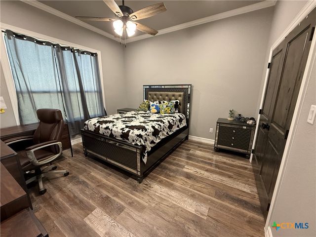 2404 E Big Elm Road, Troy, TX 76579