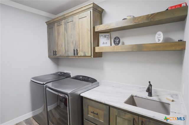 2404 E Big Elm Road, Troy, TX 76579