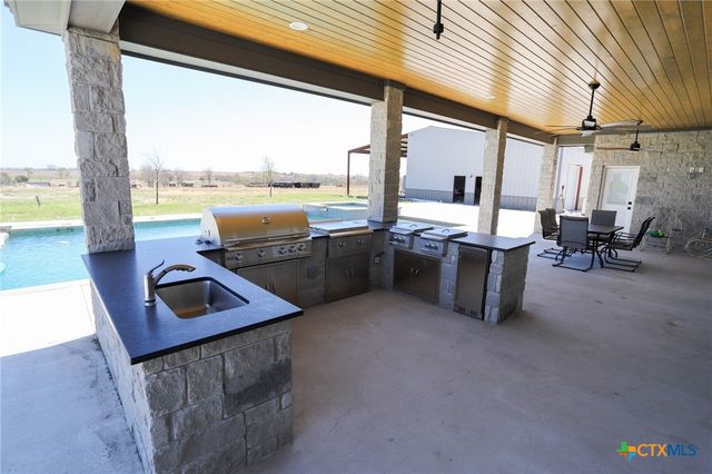 2404 E Big Elm Road, Troy, TX 76579