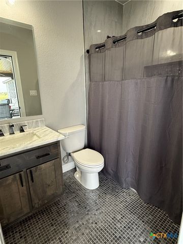 2404 E Big Elm Road, Troy, TX 76579