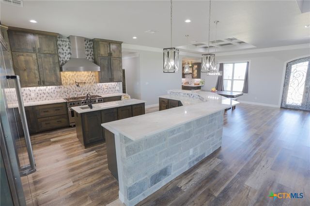 2404 E Big Elm Road, Troy, TX 76579