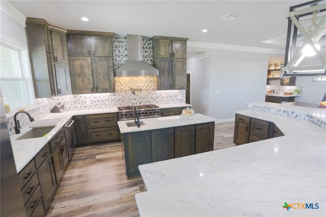 2404 E Big Elm Road, Troy, TX 76579