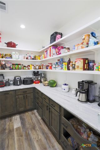 2404 E Big Elm Road, Troy, TX 76579