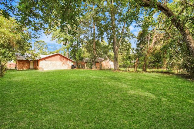 707 S Franklin Avenue, Cleveland, TX 77327