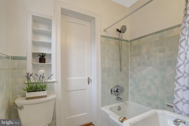 838 S LINCOLN ST, Arlington, VA 22204