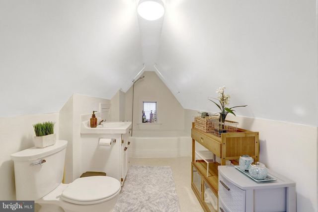 838 S LINCOLN ST, Arlington, VA 22204