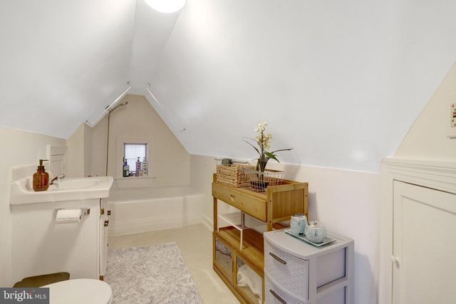 838 S LINCOLN ST, Arlington, VA 22204