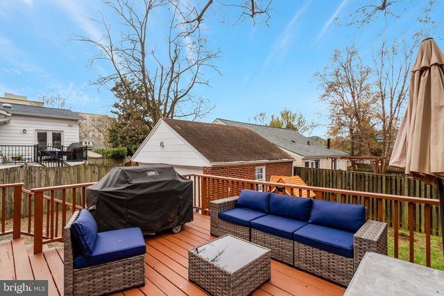 838 S LINCOLN ST, Arlington, VA 22204