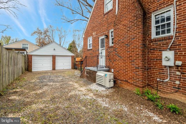 838 S LINCOLN ST, Arlington, VA 22204