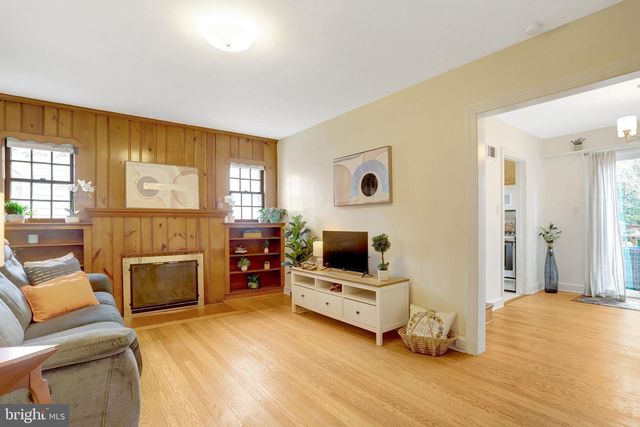 838 S LINCOLN ST, Arlington, VA 22204