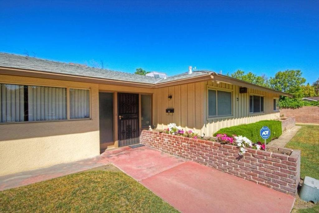 Image 2 of property listing at 4005 N 1st Street, Fresno, CA 93726