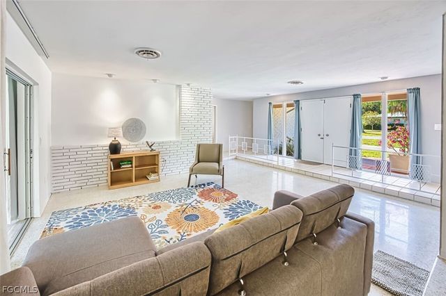 1239 Stadler DR, Fort Myers, FL 33901