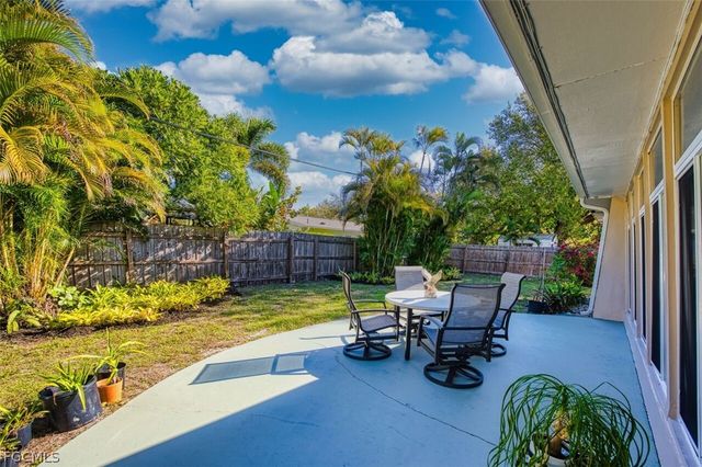 1239 Stadler DR, Fort Myers, FL 33901