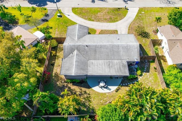 1239 Stadler DR, Fort Myers, FL 33901