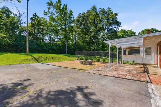 220 Linda Ln, Madison, TN 37115