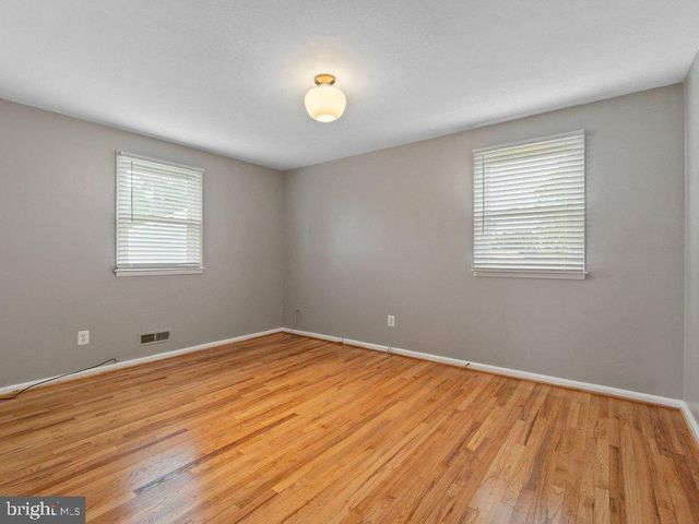 7005 BROMPTON RD, Baltimore, MD 21207