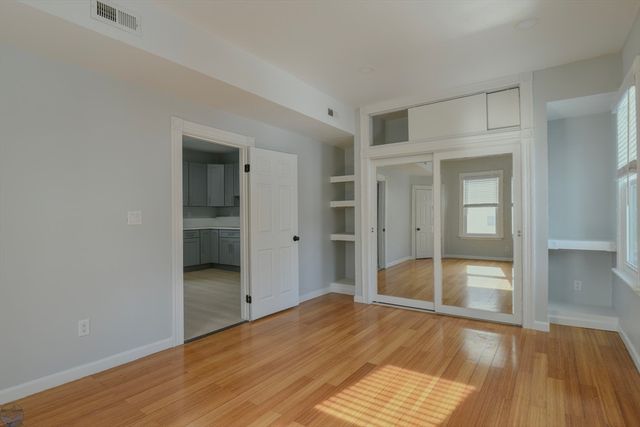 74 Locust St, New Bedford, MA 02740